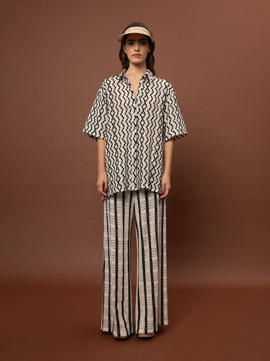KNITTED PANTS - STRIPES B&W
