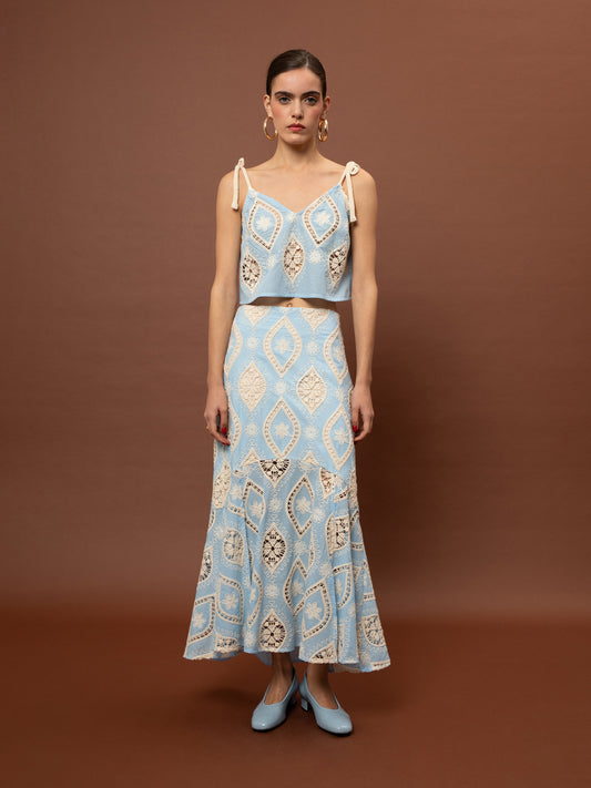 FLARED BRODERIE TOP - LIGHT BLUE